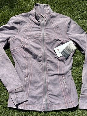 Lululemon NWT Define Lavender “wash” Zip-Up Jacket